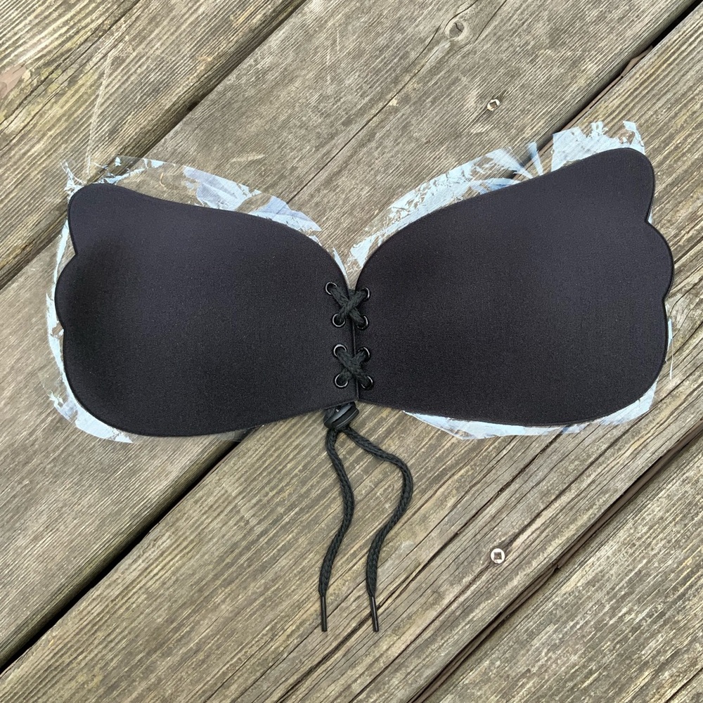 Strapless Adhesive Sticky Backless Bra Cup Women’s Size B Black BRAND NEW